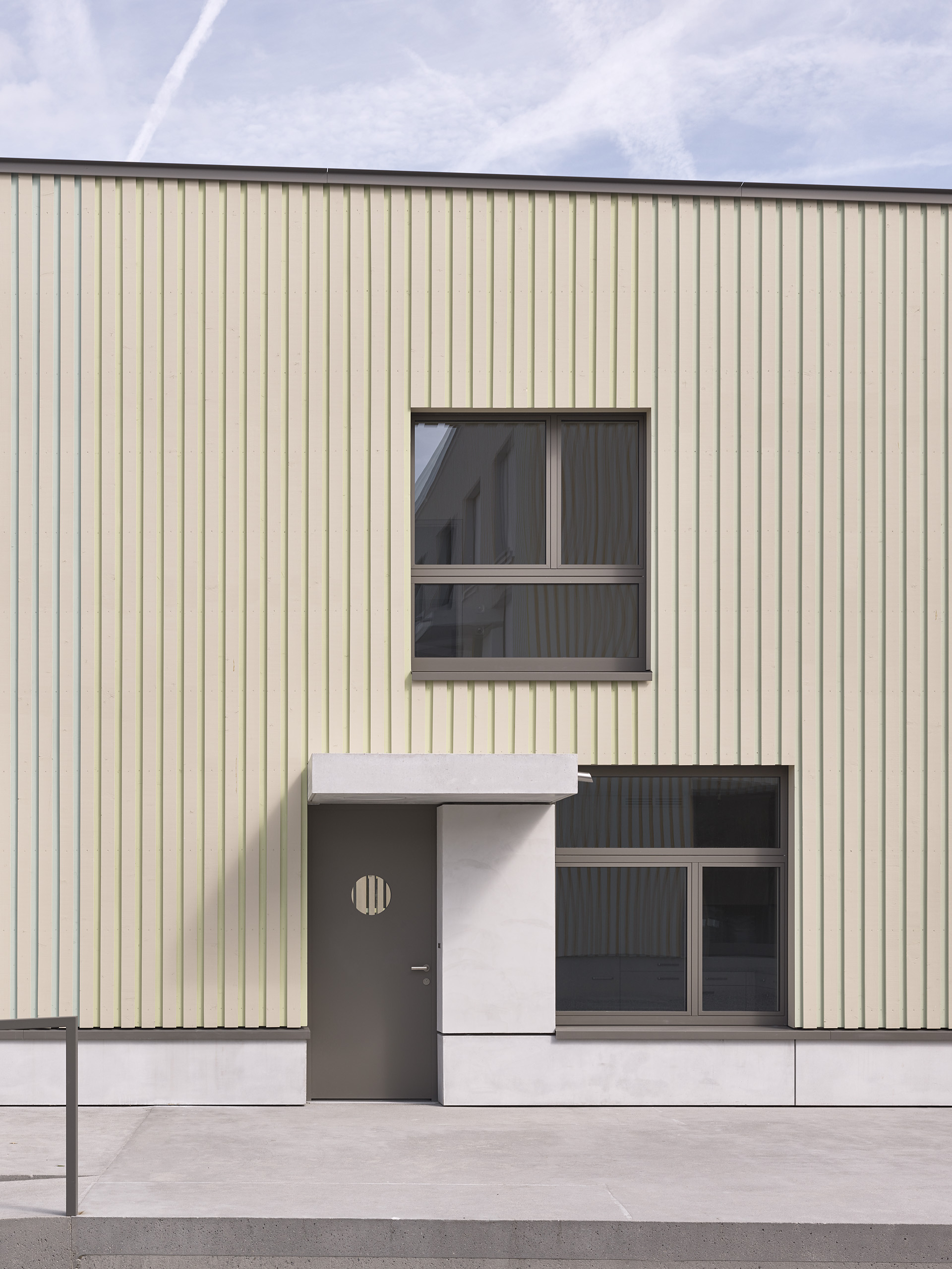 E18673 Alpa 077798 SCREEN